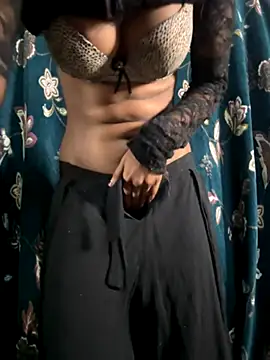 DAMinii  online show from November 2025 06:50:01 PM