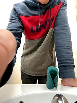 gymratforyouu online show from December 2025 05:27:02 AM