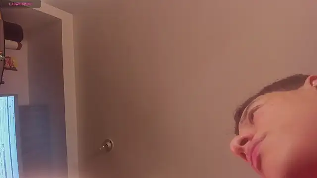 Snapshot of DarkLuster_22 chatting on December 2025 02:52:01 AM DarkLuster 22 online show from December 2025 02:52:01 AM