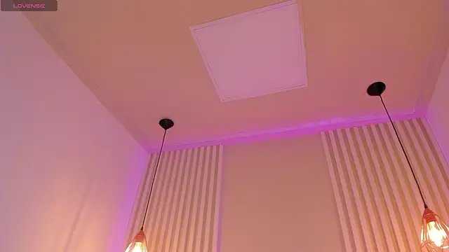 rossvega online show from December 2025 08:38:02 PM