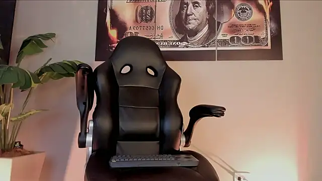 Snapshot of chrizmacgregor chatting on February 2026 03:26:01 AM chrizmacgregor online show from February 2026 03:26:01 AM