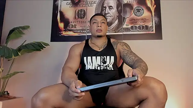 Snapshot of chrizmacgregor chatting on February 2026 02:40:02 AM chrizmacgregor online show from February 2026 02:40:02 AM