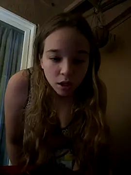 Snapshot of blondefun3818 chatting on October 2025 01:50:01 AM blondefun3818 online show from October 2025 01:50:01 AM