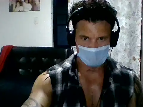 Snapshot of XavierFox1 chatting on September 2025 01:51:02 AM XavierFox1 online show from September 2025 01:51:02 AM