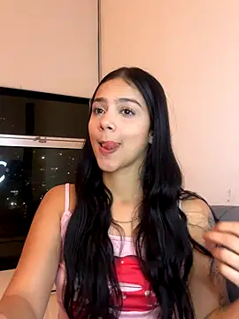 Snapshot of Mia_fire666 chatting on December 2025 02:31:01 AM Mia fire666 online show from December 2025 02:31:01 AM