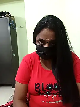 Snapshot of queendivya chatting on October 2025 02:18:02 PM queendivya online show from October 2025 02:18:02 PM