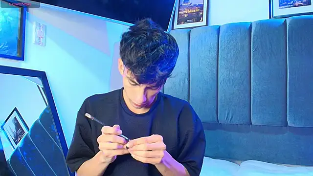 Erick Velveth online show from March 2026 05:02:01 AM