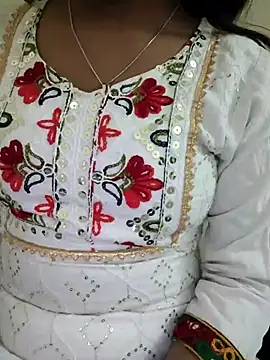 Snapshot of Disha-_00 chatting on November 2025 05:29:01 AM Disha- 00 online show from November 2025 05:29:01 AM