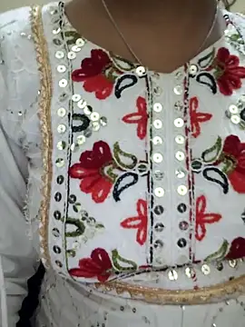 Snapshot of Disha-_00 chatting on November 2025 04:44:01 AM Disha- 00 online show from November 2025 04:44:01 AM