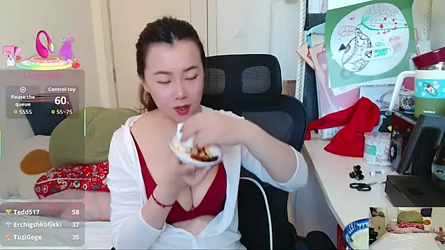 sallycui online show from April 2026 01:15:01 AM