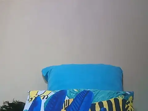 GAIGANTICBOOBS online show from October 2025 01:46:01 AM