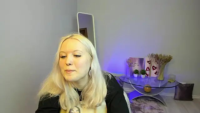 RoseThomas  online show from September 2025 02:32:01 PM