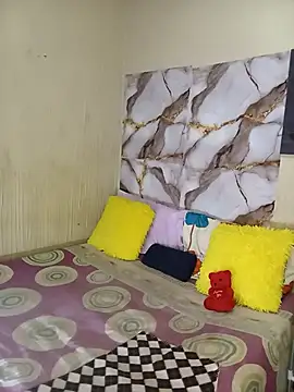 Snapshot of BubblyBeautiful chatting on October 2025 07:04:02 PM BubblyBeautiful online show from October 2025 07:04:02 PM