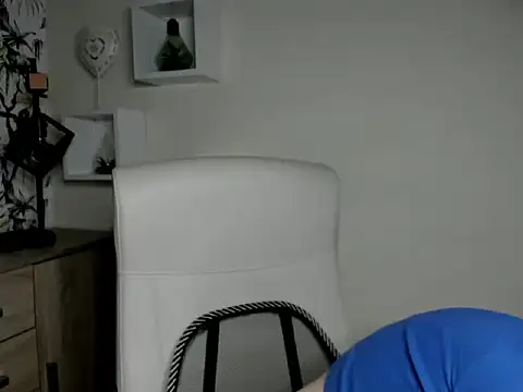 NinaBlond1 online show from September 2025 05:45:02 AM