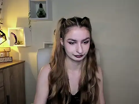 NinaBlond1 online show from November 2025 06:34:01 AM