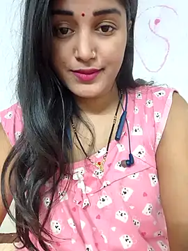 Snapshot of suzika_ chatting on November 2025 09:13:02 PM suzika online show from November 2025 09:13:02 PM