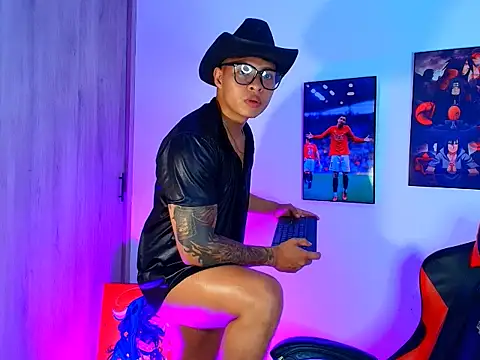 Snapshot of evan_greey chatting on October 2025 01:06:02 AM evan greey online show from October 2025 01:06:02 AM