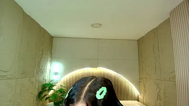 dany r  online show from March 2026 12:54:01 PM