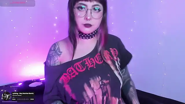 Hallucigenia  online show from April 2026 01:41:02 AM