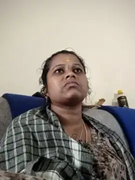 sweetqueen143 online show from January 2026 05:54:02 AM