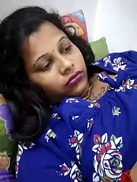 sweetqueen143 online show from February 2026 05:50:01 PM