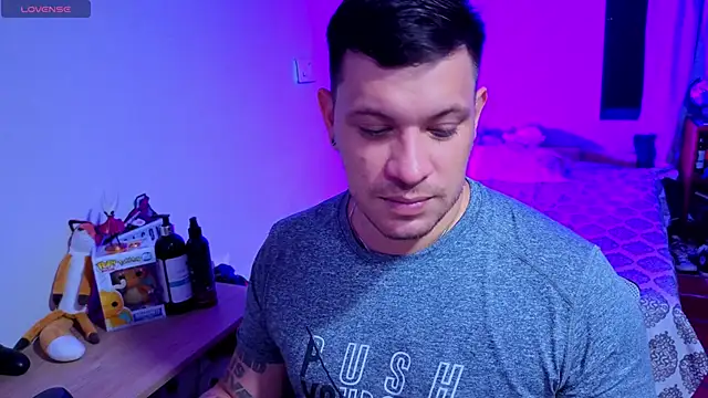 ryden 01 online show from September 2025 04:17:01 AM