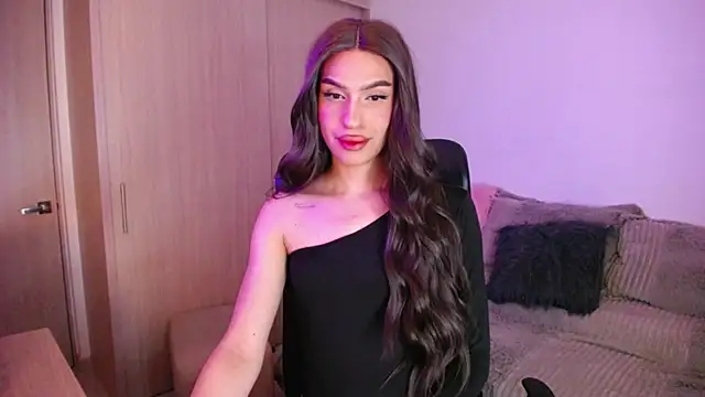 Snapshot of SamaraSilex chatting on October 2025 02:34:01 AM SamaraSilex online show from October 2025 02:34:01 AM