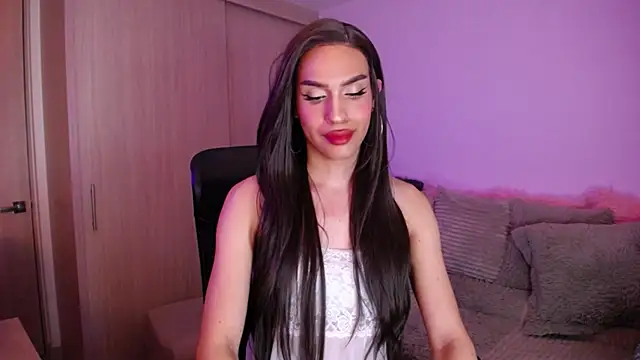 Snapshot of SamaraSilex chatting on December 2025 02:50:02 AM SamaraSilex online show from December 2025 02:50:02 AM