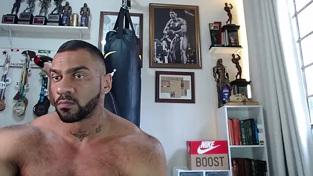 henryhadesflirt online show from October 2025 07:47:02 PM