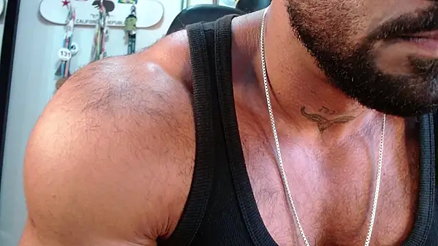 henryhadesflirt online show from March 2026 06:25:01 PM