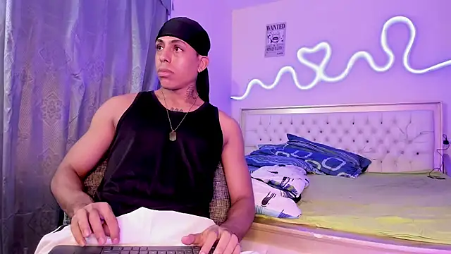 Glader31 online show from September 2025 09:08:02 PM