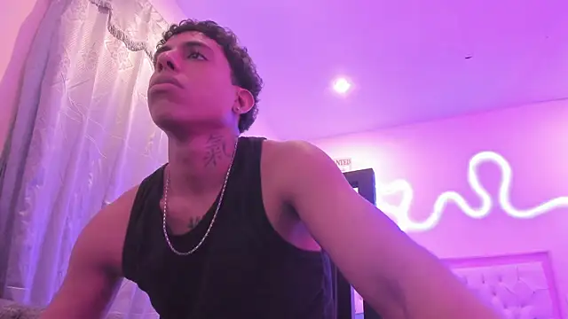 Glader31 online show from December 2025 10:17:02 PM