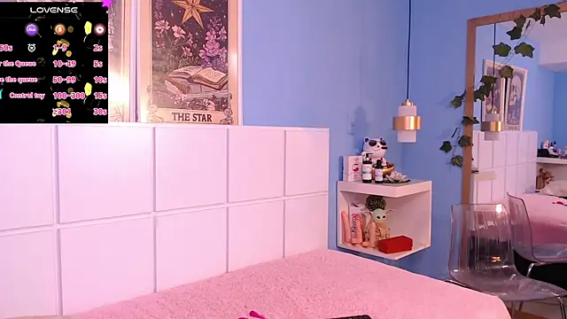 PenelopeBond online show from November 2025 02:06:01 PM