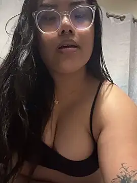 kiaradanielaxx online show from February 2026 05:37:02 AM