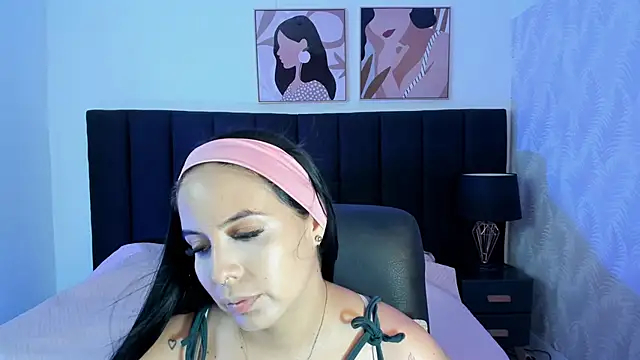 camiladuke7 online show from October 2025 07:36:01 PM