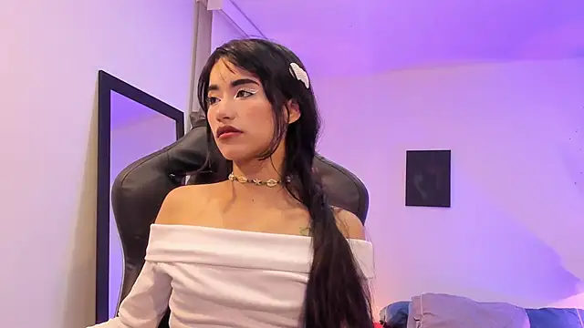 Rouse Monroe online show from November 2025 04:01:01 AM