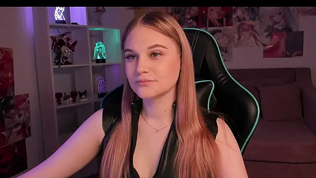 Snapshot of AriaWell chatting on November 2025 06:14:01 PM AriaWell online show from November 2025 06:14:01 PM