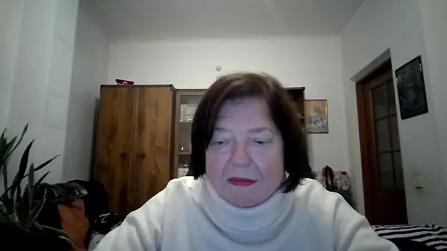 Snapshot of Violet_Pulse chatting on October 2025 02:51:02 PM Violet Pulse online show from October 2025 02:51:02 PM