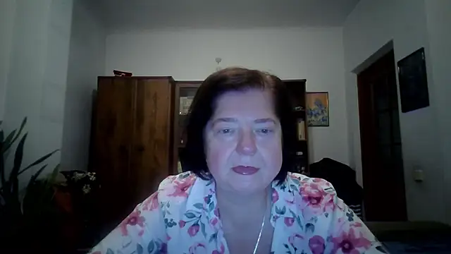 Snapshot of Violet_Pulse chatting on December 2025 02:04:01 PM Violet Pulse online show from December 2025 02:04:01 PM