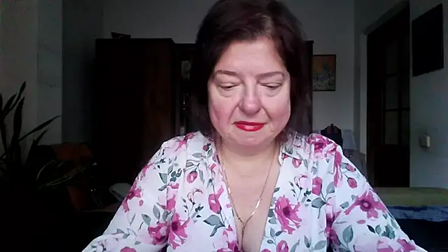 Violet Pulse online show from January 2026 12:32:01 PM