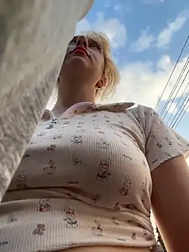 RonnieKiss online show from February 2026 10:55:02 AM