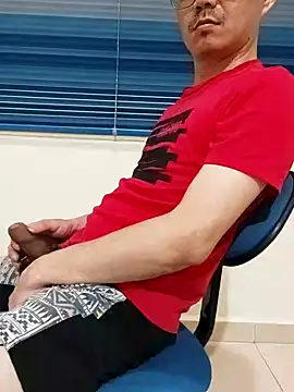 Snapshot of VIncent_mimi chatting on September 2025 06:41:02 PM VIncent mimi online show from September 2025 06:41:02 PM