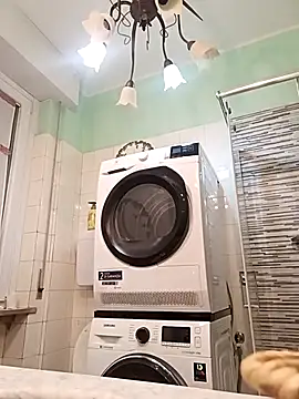 sayeaprayer65 online show from October 2025 03:28:02 AM