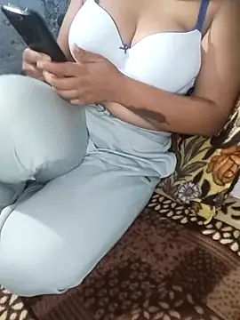 Snapshot of Adadhana_Cam chatting on December 2025 11:59:02 AM Adadhana Cam online show from December 2025 11:59:02 AM