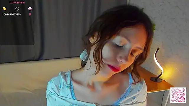 DelilahConsalvo online show from October 2025 06:08:01 PM