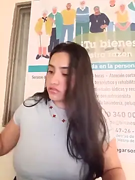 Snapshot of ANDREA-10_ chatting on June 2026 12:30:01 PM ANDREA-10 online show from June 2026 12:30:01 PM