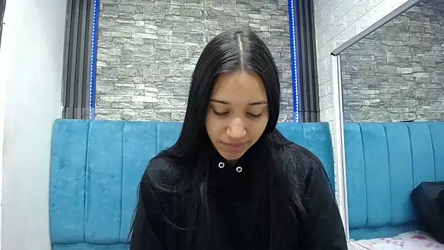 Lil Rose2006 online show from February 2026 01:05:02 PM