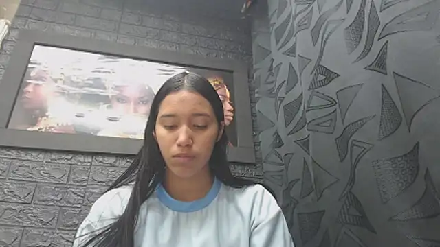 Lil Rose2006 online show from February 2026 12:36:01 PM