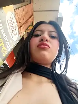 Snapshot of SALOME-28_ chatting on April 2026 02:56:02 PM SALOME-28 online show from April 2026 02:56:02 PM