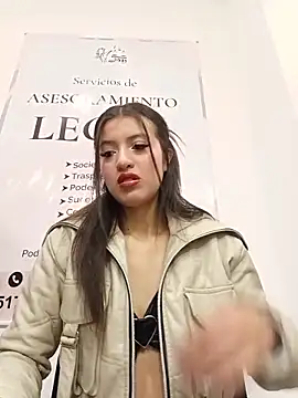 Snapshot of SALOME-28_ chatting on May 2026 01:08:02 PM SALOME-28 online show from May 2026 01:08:02 PM